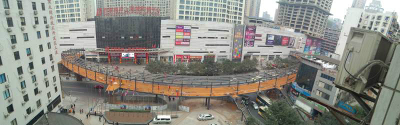 南坪上海城商圈钢结构弧形天桥